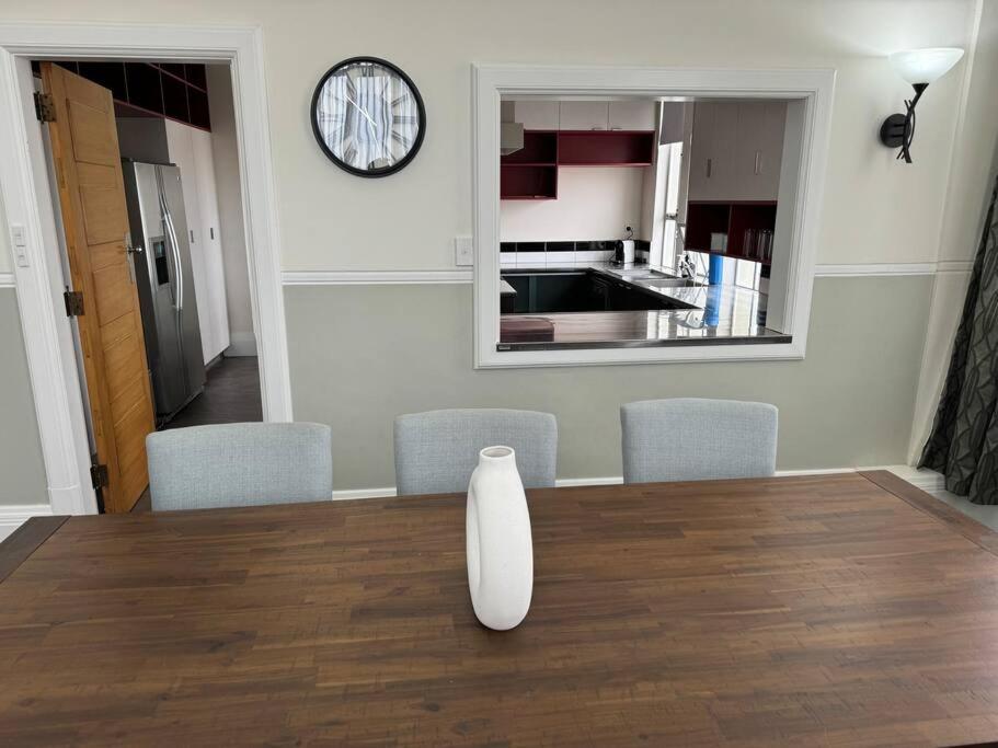 4 Large Bedroom Apartment In The City Hastings Exterior photo